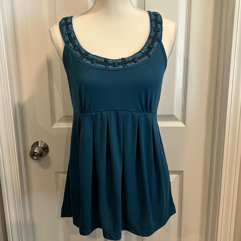 a.n.a. size medium blue beaded top